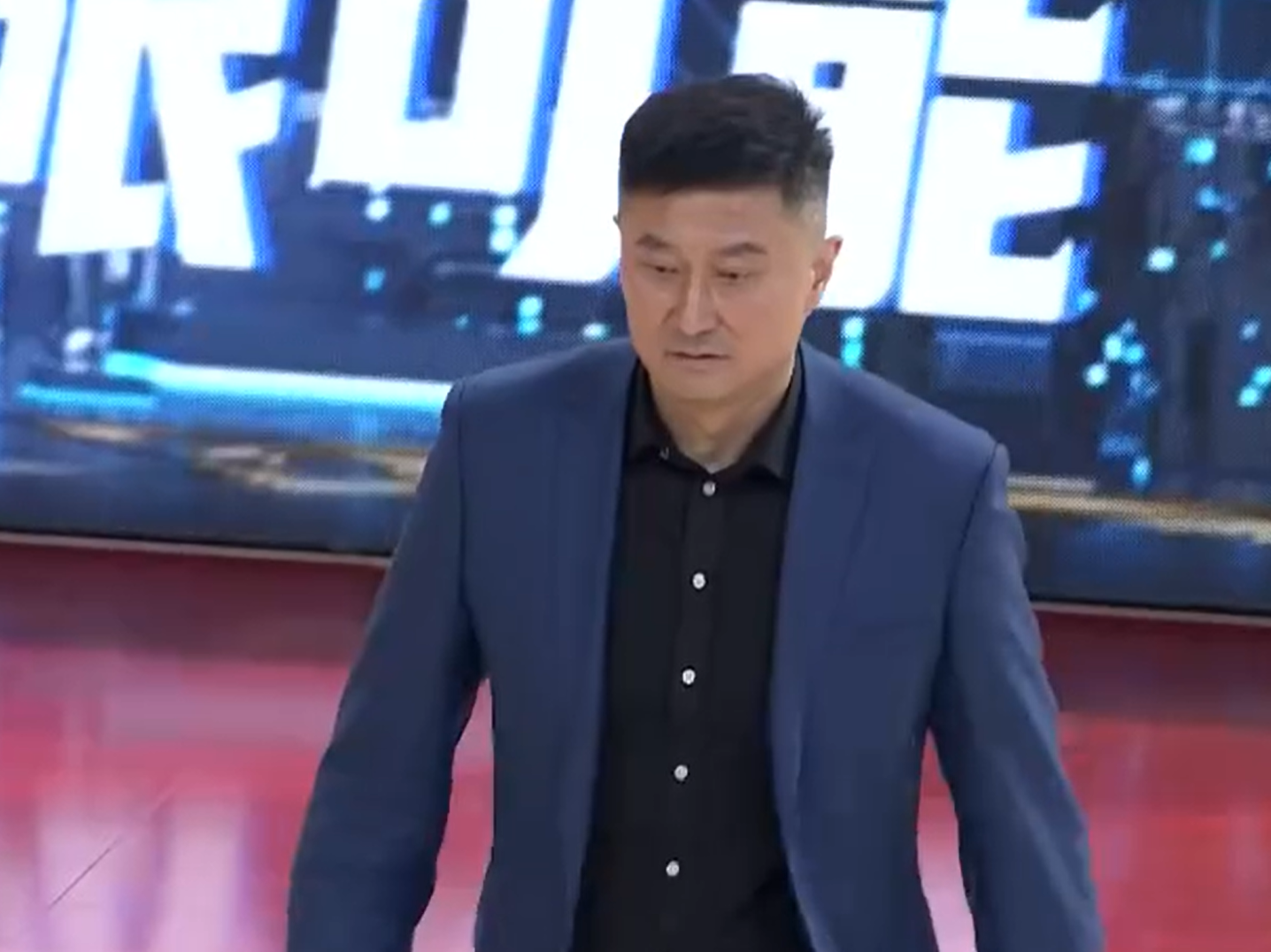火狐体育-3次输上海！广东队暴露三大隐患，杜锋也是很无奈